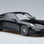 Porsche 911 991 Carrera 4 Black Edition GT Spirit 1:18 GT114 Gyanta - image 4 of 6