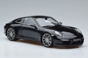 Porsche 911 991 Carrera 4 Black Edition GT Spirit 1:18 GT114 Gyanta – 4. kép a 6-ből