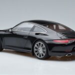 Porsche 911 991 Carrera 4 Black Edition GT Spirit 1:18 GT114 Gyanta - image 5 of 6