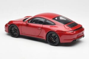 Porsche 911 991 Carrera GTS Carmine Piros Schuco 1:18 450039000 Fém – 7. kép a 8-ből
