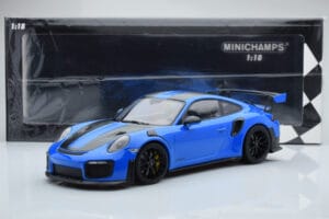Porsche 911 GT2 RS 991.2 Weissach Package Kék Fekete Magnézium Felnik Minichamps 1:18 153068316 Fém – 6. kép a 6-ből