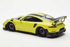 Porsche 911 991.2 GT2 RS Világoszöld Fekete Magnézium Felnikkel Minichamps 1:18 155068300 Fém – 5. kép a 6-ből