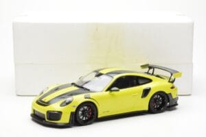 Porsche 911 991.2 GT2 RS Világoszöld Fekete Magnézium Felnikkel Minichamps 1:18 155068300 Fém – 6. kép a 6-ből