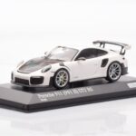 Porsche 911 991.2 GT2 RS Fehér Minichamps 1:43 - image 2 of 4