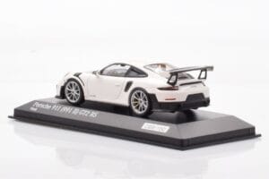 Porsche 911 991.2 GT2 RS Fehér Minichamps 1:43 CA04318004 Fém – 3. kép a 4-ből