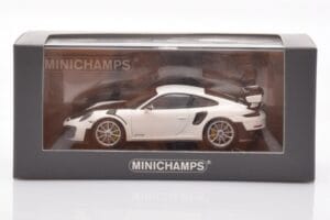 Porsche 911 991.2 GT2 RS Fehér Minichamps 1:43 CA04318004 Fém – 4. kép a 4-ből