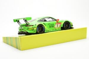 Porsche 911 991.2 GT3 R #1 Manthey Racing 24 Hours Nurburgring 2019 Minichamps 1:18 MG-M-911-19-1801 Fém – 3. kép a 6-ből