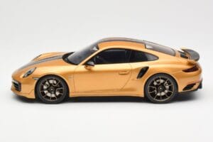 Porsche 911 991.2 Turbo S Exclusive Arany GT Spirit 1:18 GT444 Gyanta – 3. kép a 6-ből