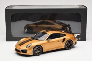Porsche 911 991.2 Turbo S Exclusive Arany GT Spirit 1:18 GT444 Gyanta – 6. kép a 6-ből