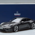Porsche 911 992 GT3 Touring Package Szürke Norev 1:18 - image 7 of 7