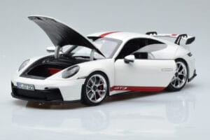 Porsche 911 992 GT3 Fehér Norev 1:18 187306 Fém – 2. kép a 7-ből