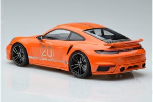 Porsche 911 992 Turbo S China 20th Anniversary Narancssárga Minichamps 1:18 155069171 Fém – 5. kép a 6-ből