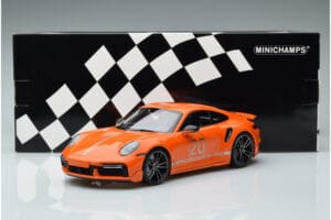 Porsche 911 992 Turbo S China 20th Anniversary Narancssárga Minichamps 1:18 155069171 Fém – 6. kép a 6-ből