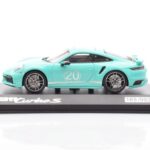 Porsche 911 992 Turbo S Mint Zöld Minichamps 1:43