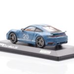 Porsche 911 992 Turbo S Oslo Kék Minichamps 1:43 - image 3 of 4