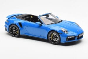 Porsche 911 992 Turbo S Shark Kék GT Spirit 1:18 GT441 Gyanta – 4. kép a 6-ből