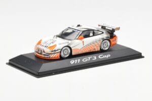 Porsche 911 996 GT3 Cup #1 Mobil 1 VIP Car Minichamps 1:43 WAP02012115 Fém – 2. kép a 4-ből