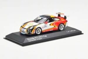 Porsche 911 996 GT3 Cup #10 G. Horion Porsche Supercup 2006 Minichamps 1:43 400066410 Fém – 2. kép a 4-ből