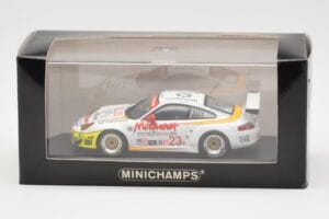 Porsche 911 996 GT3 RS McKenna #23 T. Bernhard / J. Bergmeister / M. Maassen 12 Hours of Sebring 2004 Minichamps 1:43 4000464 – 4. kép a 4-ből