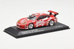 Porsche 911 996 GT3 RS Inline #89 B. Frisselle / D. Negri / S. Pumpelly ALMS Petit Le Mans 2003 Minichamps 1:43 400036989 Fém – 2. kép a 4-ből