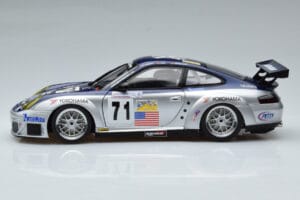 Porsche 911 996 GT3 RSR #71 A. Job 2005 AUTOart 1:18 80583 Fém – 4. kép a 7-ből