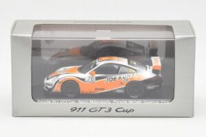 Porsche 911 997 GT3 Cup #76 G. Becker Joe Kunz Aasco Motorsports Porsche Michelin Supercup 2006 Minichamps 1:43 WAP02013717 F – 4. kép a 4-ből