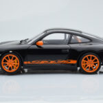 Porsche 911 997 GT3 RS Fekete AUTOart 1:18 - image 4 of 8