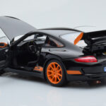 Porsche 911 997 GT3 RS Fekete AUTOart 1:18 - image 5 of 8