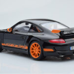 Porsche 911 997 GT3 RS Fekete AUTOart 1:18 - image 7 of 8