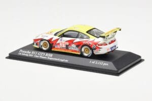 Porsche 911 997 GT3 RSR #31 J. Bergmeister / P. Long / L. Luhr 12 Hours of Sebring Class Winners 2005 Minichamps 1:43 4000564 – 3. kép a 4-ből