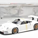 Porsche 911 GT1 Fehér UT Models 1:18 - image 6 of 6