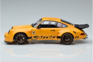 Porsche 911 RSR 3.0 Hommage Yamanouchi San GT Spirit 1:18 GT394 Gyanta – 3. kép a 6-ből