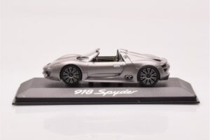 Porsche 918 Spyder Szürke Metál Minichamps 1:43