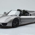 Porsche 918 Spyder Prototípus Szürke Metál Minichamps 1:18 - image 2 of 7