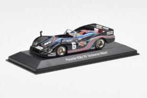 Porsche 936/76 Martini #6 Schwarze Witwe Minichamps 1:43 WAP02000518 Fém – 2. kép a 4-ből