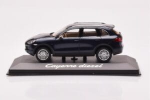 Porsche Cayenne 9PA Diesel Sötétkék Minichamps 1:43 WAP0200030B