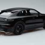 Porsche Cayenne E3 S Coupe Minichamps 1:18 187673 Fém - image 2 of 6