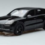 Porsche Cayenne E3 S Coupe Minichamps 1:18 187673 Fém