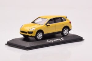Porsche Cayenne 92A Homok Sárga Minichamps 1:43 WAP0200060B Fém – 2. kép a 4-ből