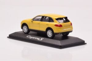 Porsche Cayenne 92A Homok Sárga Minichamps 1:43 WAP0200060B Fém – 3. kép a 4-ből