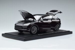 Porsche Cayenne Turbo Coupe Mahagóni Norev 1:18 WAP0213190K Fém – 2. kép a 8-ből