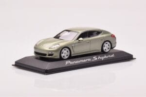 Porsche Panamera 970 S Hybrid Critall Zöld Minichamps 1:43 WAP0205010A Fém – 2. kép a 4-ből