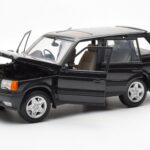 Range Rover P38 4.6 HSE Fekete Metál AUTOart 1:18 - image 9 of 9