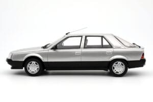 Renault 25 Phase 1 V6 Injection Ezüst Otto 1:18 OT1070 Gyanta – 3. kép a 5-ből
