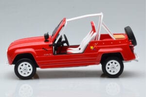 Renault 4L JP4 Piros Otto 1:18 OT998 Gyanta – 3. kép a 6-ből
