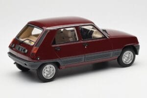 Renault 5 GTL Bordeaux Piros Otto 1:18 OT1059 Gyanta – 2. kép a 6-ből