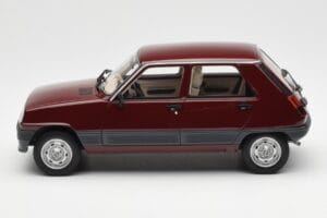 Renault 5 GTL Bordeaux Piros Otto 1:18 OT1059 Gyanta – 3. kép a 6-ből