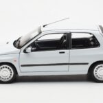 Renault Clio 16S Fehér Norev 1:18 - image 4 of 8