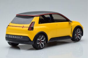 Renault E-Tech Electric Prototype Sárga Otto 1:18 OT406 Gyanta – 2. kép a 6-ből