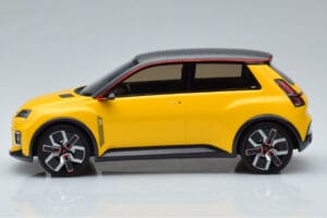 Renault E-Tech Electric Prototype Sárga Otto 1:18 OT406 Gyanta – 3. kép a 6-ből